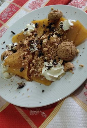 Fruttiletta Albicocca amaretti e cioccolato